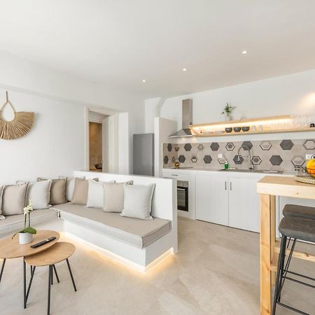 Utopia Luxury Apartments Náousa Eksteriør billede